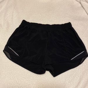 Lululemon Hotty Hot shorts